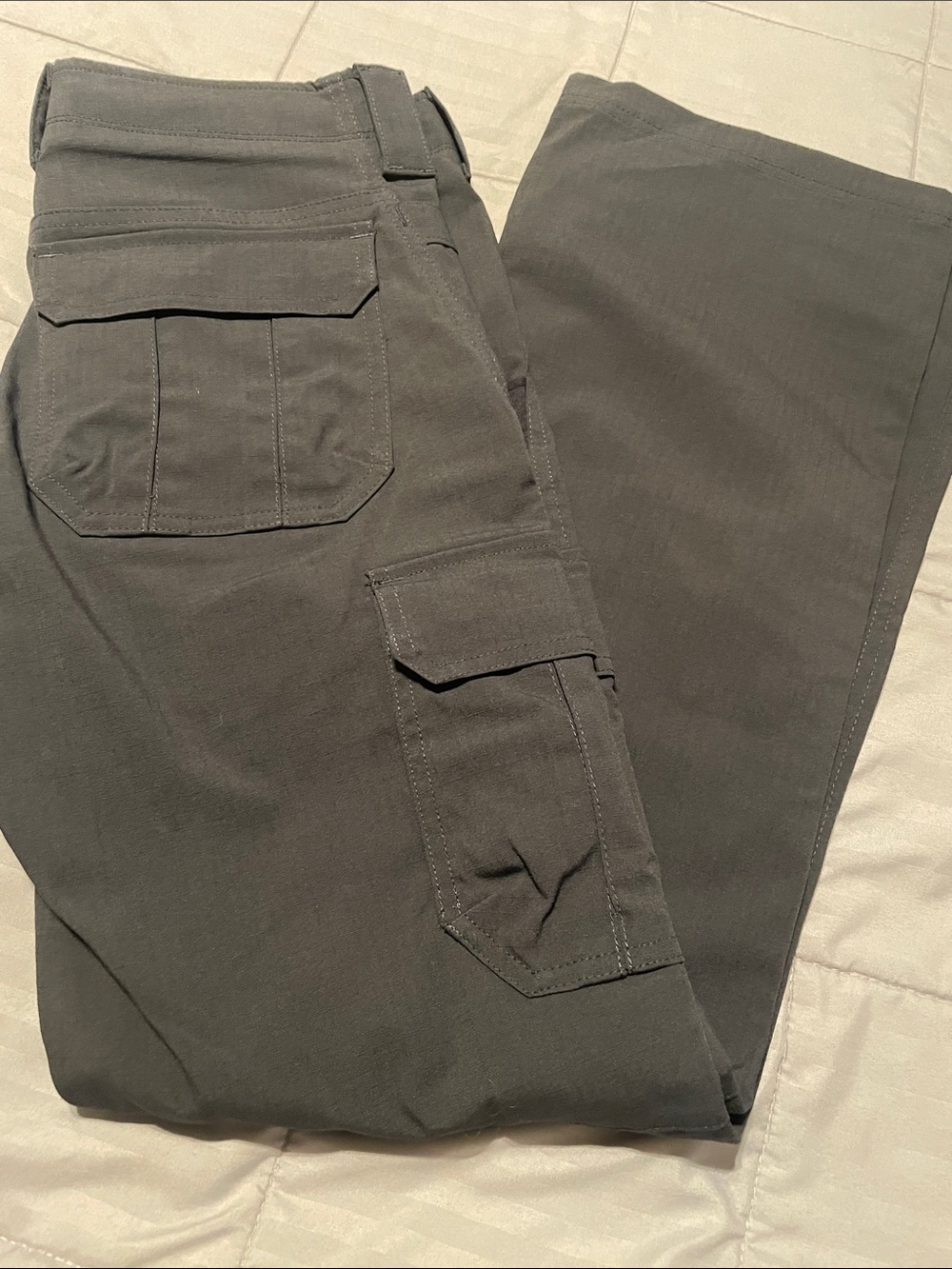 Under Armour Women's Dark Gray Cargo Pants with Flap Pockets